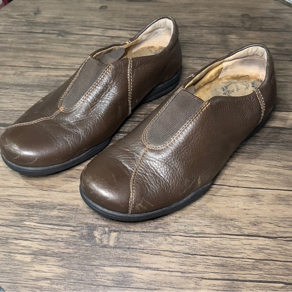 Taos Town Center Leather Dark Brown Slip On Comfort Shoes Flats Walking - Picture 3 of 15